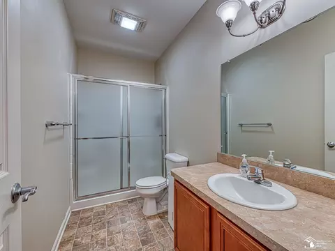 Bath - 4177 Plum Tree, Monroe, MI 48161 photo 4 of 4