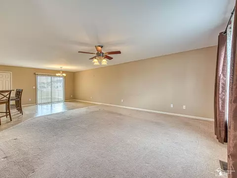 Living - 4177 Plum Tree, Monroe, MI 48161 photo 1 of 6