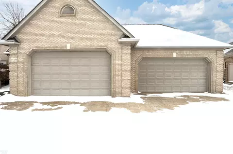 Exterior - 48498 Beacon Sq, Macomb, MI 48044 photo 3 of 13