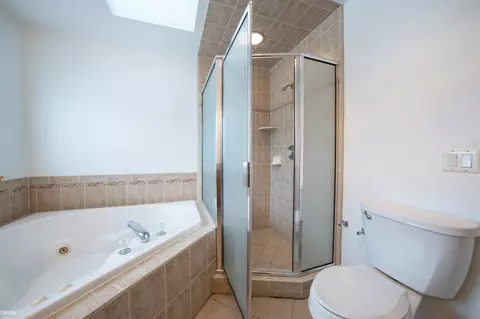 Bath - 48498 Beacon Sq, Macomb, MI 48044 photo 1 of 5