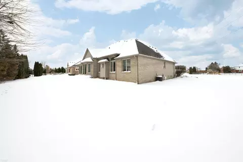 Exterior - 48498 Beacon Sq, Macomb, MI 48044 photo 6 of 13