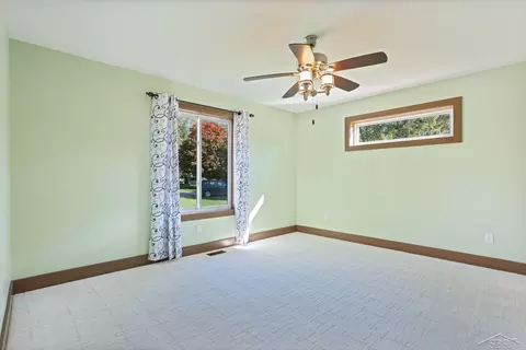 Bedroom - 930 E North, Ithaca, MI 48847 photo 1 of 4