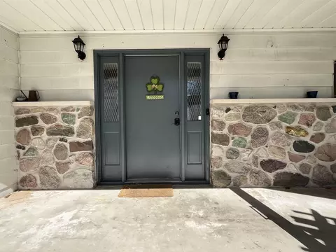 Exterior - 3265 Bischoff, Harrison, MI 48625 photo 3 of 8