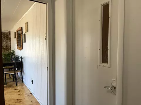 Entry Way - 3265 Bischoff, Harrison, MI 48625 photo 3 of 5