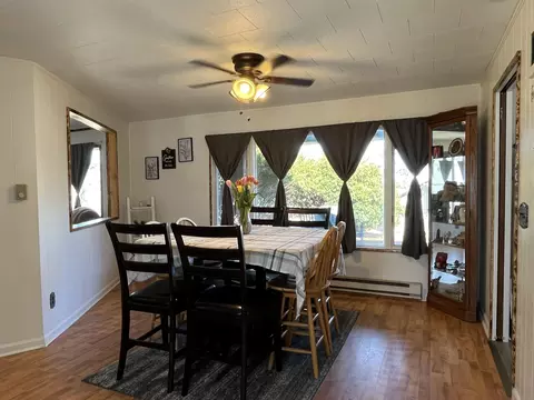 Dining - 3265 Bischoff, Harrison, MI 48625 photo 2 of 3