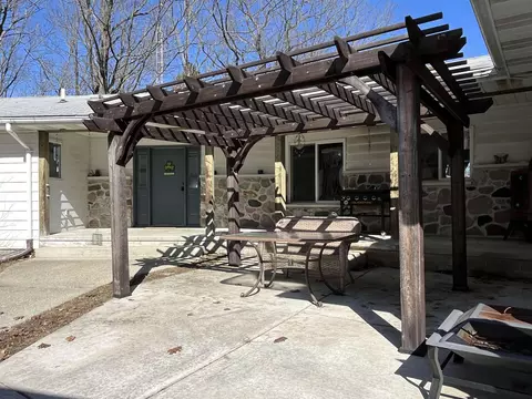 Exterior - 3265 Bischoff, Harrison, MI 48625 photo 2 of 8