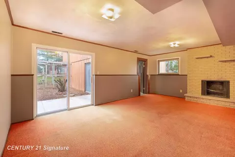 Living - 3893 Sage, Dewitt, MI 48820 photo 3 of 4
