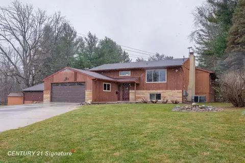 3893 Sage, Dewitt, MI 48820