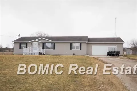 10293 N N Ctr, Clio, MI 48420
