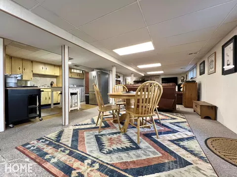 Dining - 1860 S M-52, Owosso, MI 48867 photo 3 of 4
