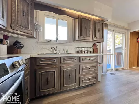 Kitchen - 1860 S M-52, Owosso, MI 48867 photo 3 of 6
