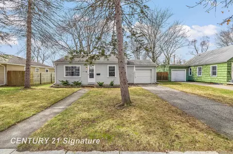 2115 Carolina, Midland, MI 48642