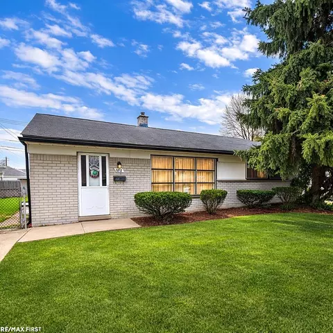 982 E Kalama, Madison Heights, MI 48071