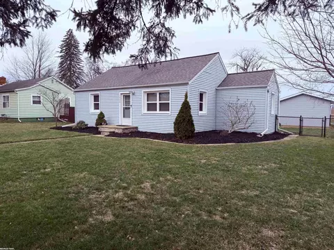 1060 S Kalamazoo, Marshall, MI 49068