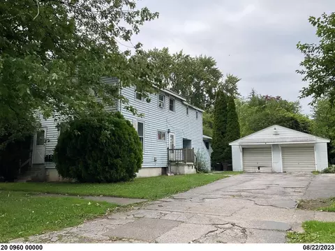 521 N Charles, Saginaw, MI 48602