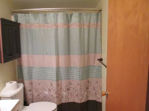 Bath - 1637 S Riverside, Saint Clair, MI 48079 photo 1 of 1