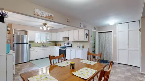 Kitchen - 625 Hazel, Vassar, MI 48768 photo 1 of 1