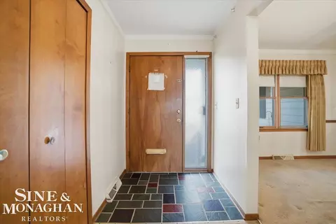 Entry Way - 841 S 12th, Saint Clair, MI 48079 photo 2 of 2