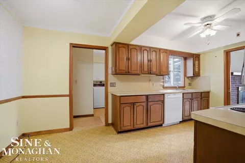 Kitchen - 841 S 12th, Saint Clair, MI 48079 photo 1 of 5