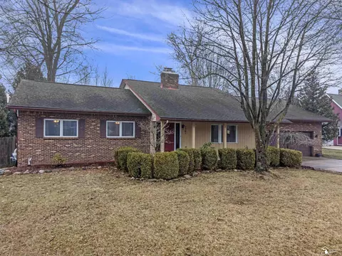 7761 Stout, Grosse Ile, MI 48138