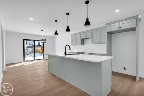 Kitchen - 252 Shelldrake, Saint Clair, MI 48079 photo 2 of 8