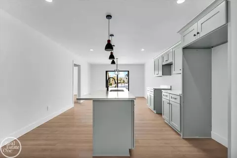 Kitchen - 252 Shelldrake, Saint Clair, MI 48079 photo 8 of 8