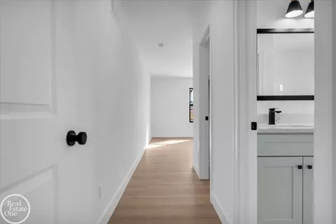 Entry Way - 252 Shelldrake, Saint Clair, MI 48079 photo 1 of 2