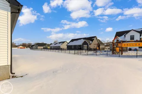 Exterior - 252 Shelldrake, Saint Clair, MI 48079 photo 3 of 4