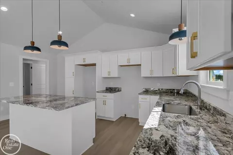 Kitchen - 249 Shelldrake, Saint Clair, MI 48079 photo 5 of 7