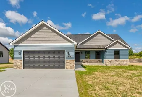 231 S Carney, Saint Clair, MI 48079