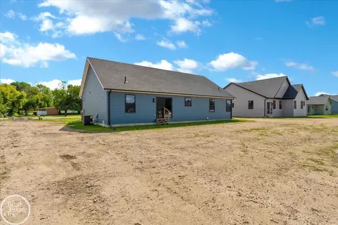 Exterior - 231 S Carney, Saint Clair, MI 48079 photo 3 of 3