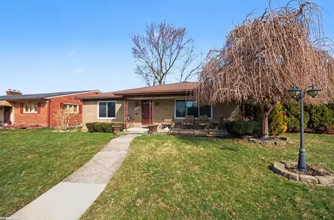 19063 Biscayne, Eastpointe, MI 48021