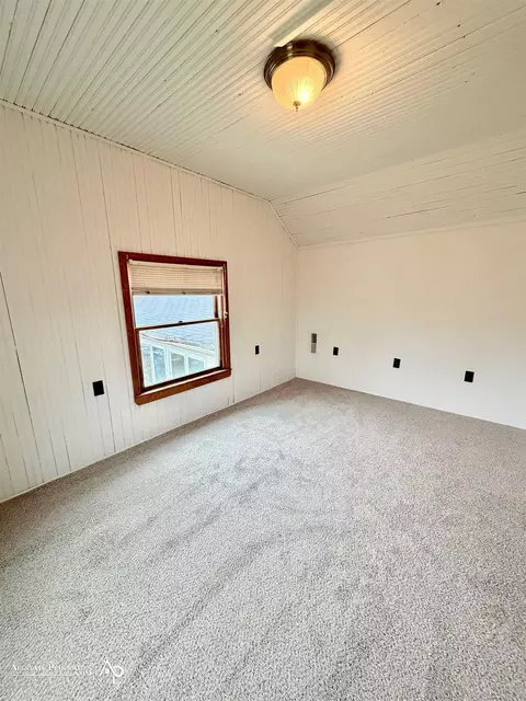 Bedroom - 5501 N State, Davison, MI 48423 photo 5 of 6