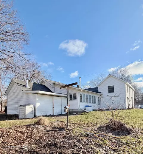 Exterior - 5501 N State, Davison, MI 48423 photo 10 of 11