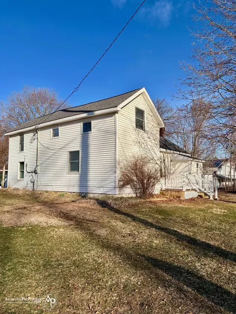 Exterior - 5501 N State, Davison, MI 48423 photo 9 of 11