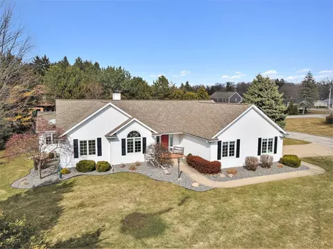 4570 Still Mdw, Saginaw, MI 48603