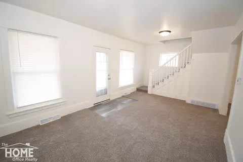 Living - 321 E Stewart, Owosso, MI 48867 photo 1 of 3