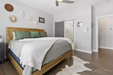 Bedroom - 403 Copper Leaf, Midland, MI 48642 photo 4 of 5