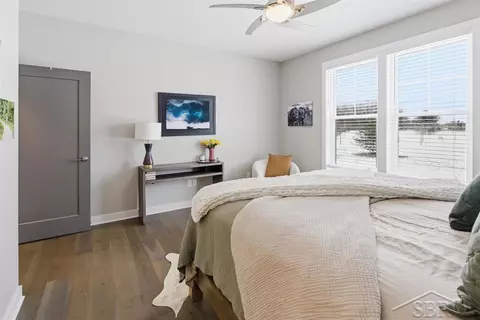 Bedroom - 403 Copper Leaf, Midland, MI 48642 photo 5 of 5