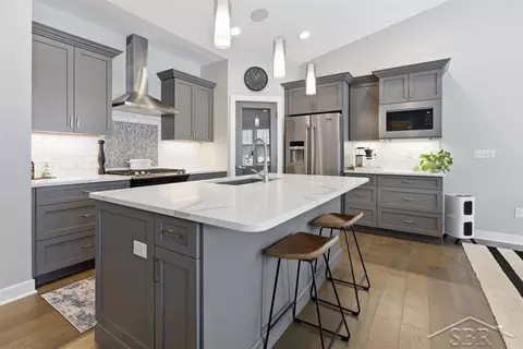 Kitchen - 403 Copper Leaf, Midland, MI 48642 photo 3 of 3