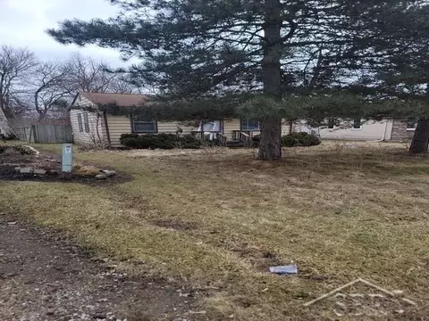742 24th, Saginaw, MI 48601