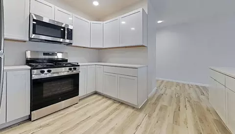 Kitchen - 5367 Kings, Gladwin, MI 48624 photo 5 of 5