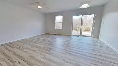 Living - 5367 Kings, Gladwin, MI 48624 photo 3 of 5