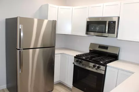 Kitchen - 5367 Kings, Gladwin, MI 48624 photo 4 of 5