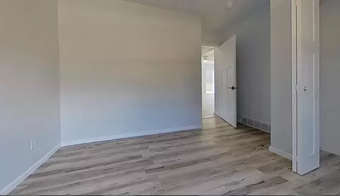 Bedroom - 5367 Kings, Gladwin, MI 48624 photo 6 of 9