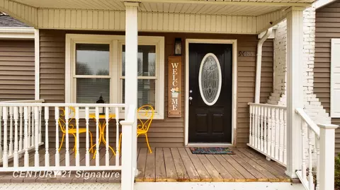 Exterior - 9085 Coldwater, Flushing, MI 48433 photo 3 of 8