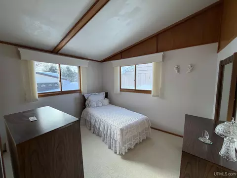 Bedroom - 2009 Deer Lk, Ishpeming, MI 49849 photo 2 of 4