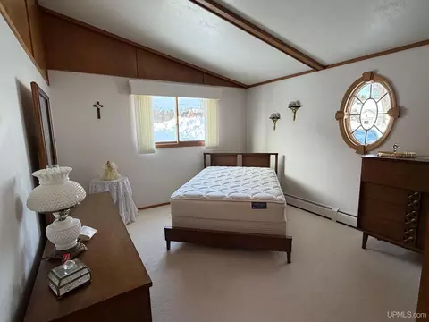 Bedroom - 2009 Deer Lk, Ishpeming, MI 49849 photo 1 of 4