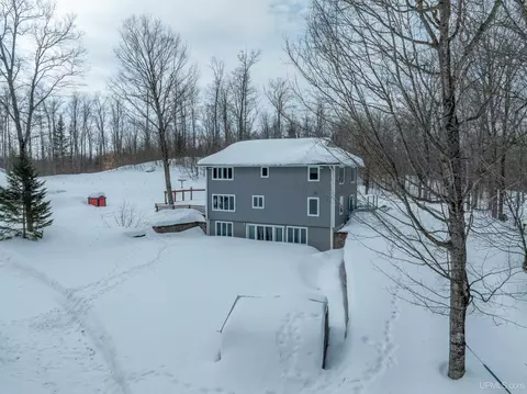Exterior - e9915 Old Indiantown Road, Munising, MI 49862 photo 9 of 14