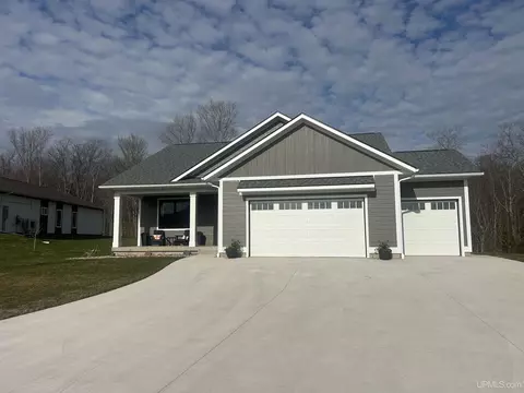 1914 Langford, Marquette, MI 49855